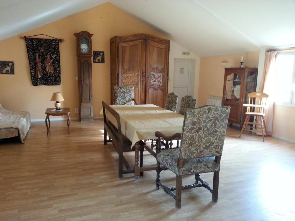 Bed and Breakfast De Couleurs Et D'Eau Fraiche Navarrenx Exterior foto