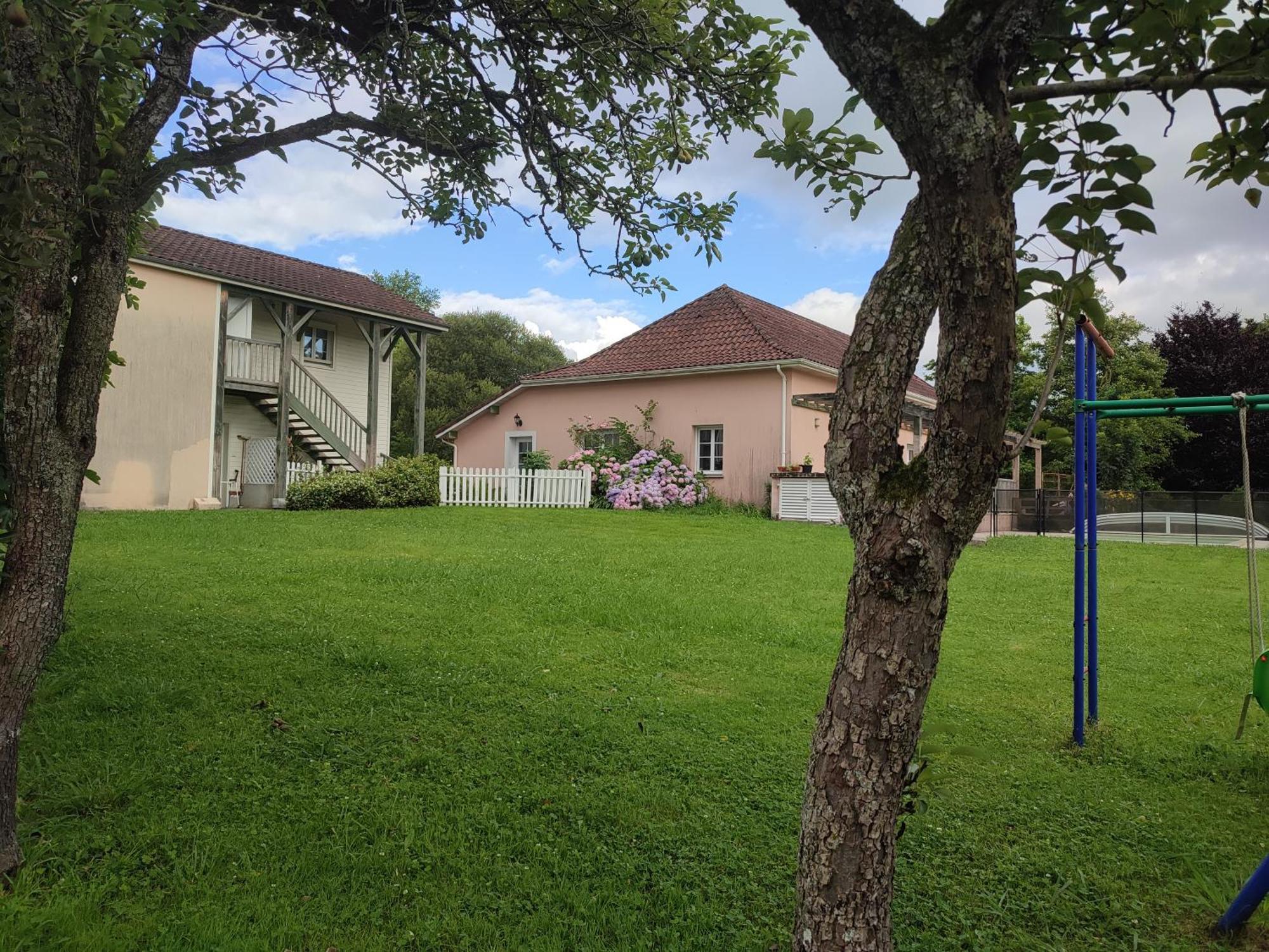 Bed and Breakfast De Couleurs Et D'Eau Fraiche Navarrenx Exterior foto